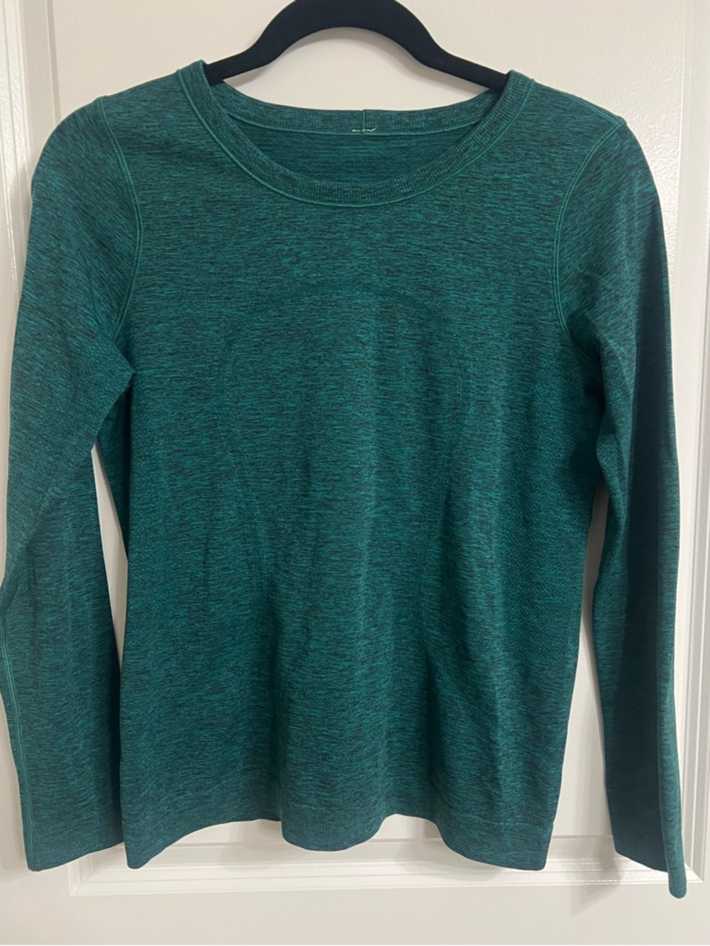 Lululemon Swiftly Relaxed Fit Long Sleeve Heathered Green Size 4